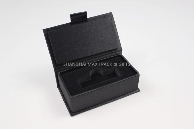 Crystal Unique Custom Packaging Boxes With Logo Engraving , Fabric Cardboard Box