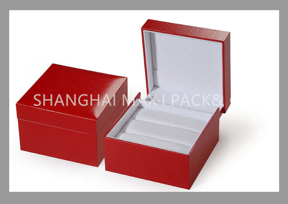 China Girls Mens Flat Rustic Fancy Jewelry Box For Bracelets And Necklaces Chains supplier