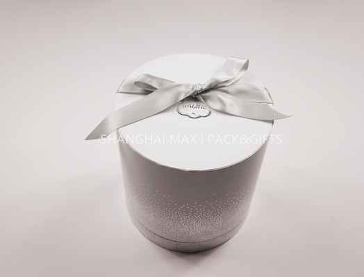 China Individual Cute White Branded Gift Boxes With Your Logo , Flower Packing Round Cardboard Containers supplier