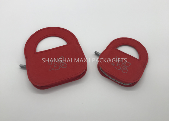 China Crystal Pendant Fancy Jewelry Gift Boxes With Lock Personalised Red Printing Non Woven Felt supplier