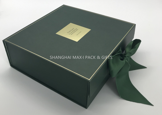 China Woman Chipboard Gift Boxes With Magnet Closure , Small Chipboard Boxes PMS Full Color Printing supplier