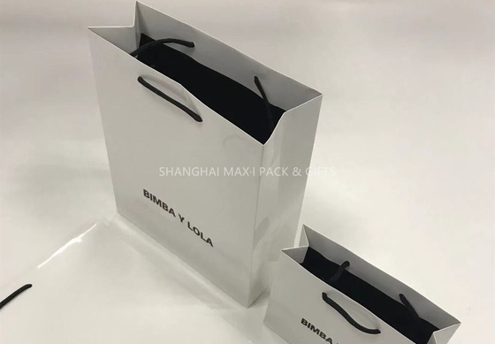 China Shopping Branded Paper Bags With My Logo Foil Printing With Black String Handle supplier