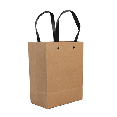 China Recyclable Kraft Branded Paper Bags With Plastic Handle Shopping Gift Paper Bag supplier