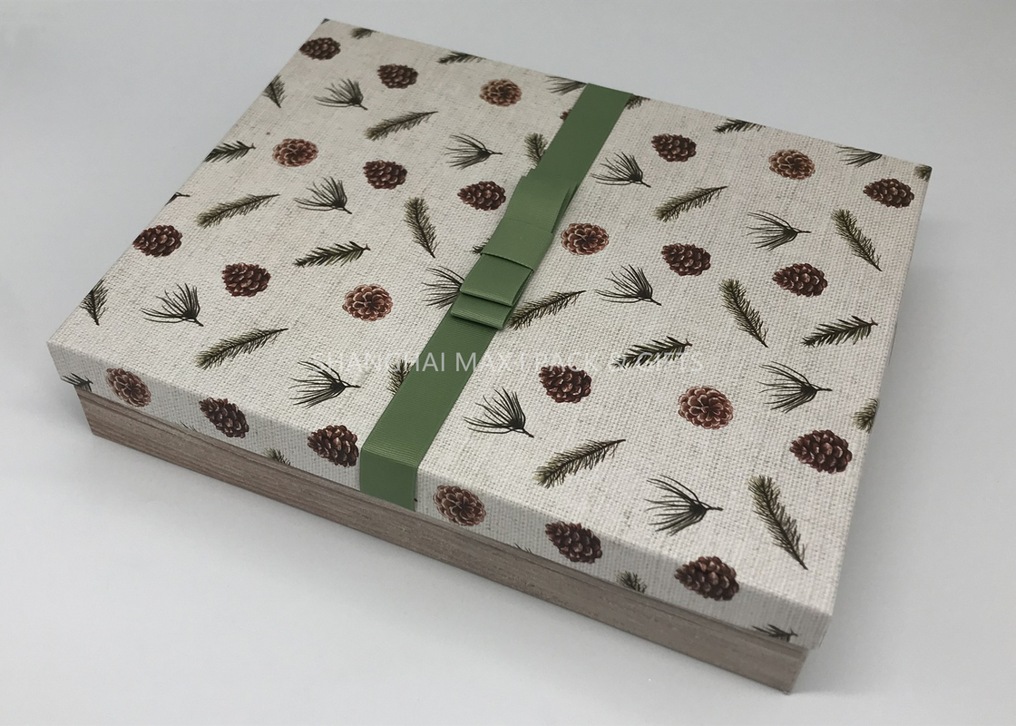 Little Giant Big Christmas Gift Boxes For Kids Wood Pattern